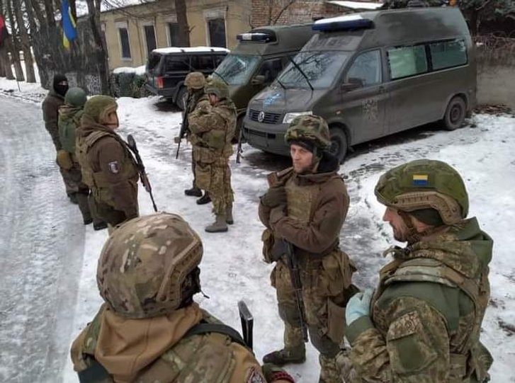 Добровольці «Правого сектору» — герої «Хронік деокупації»_1
