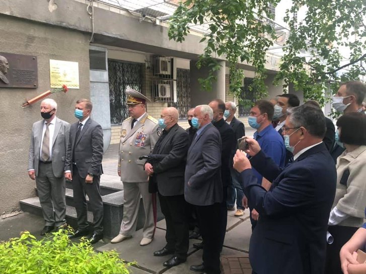 У Києві відбулася церемонія відкриття меморіальної дошки Володимира Степановича Сідака_1