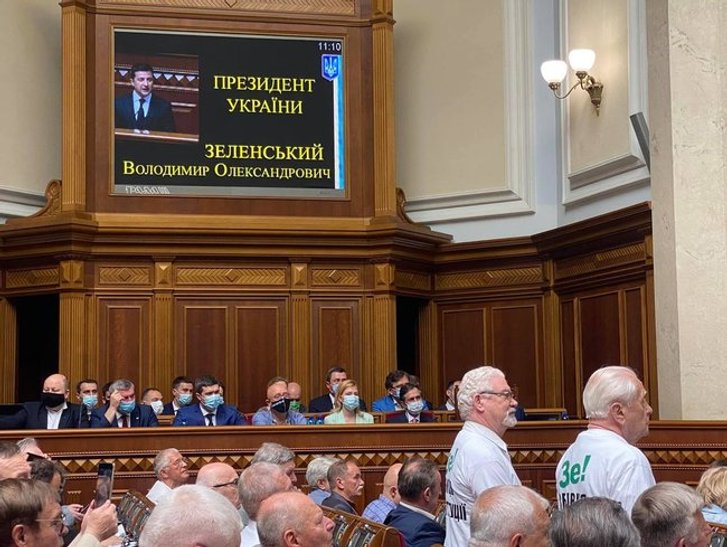 Зе! Вбивця Конституції_3