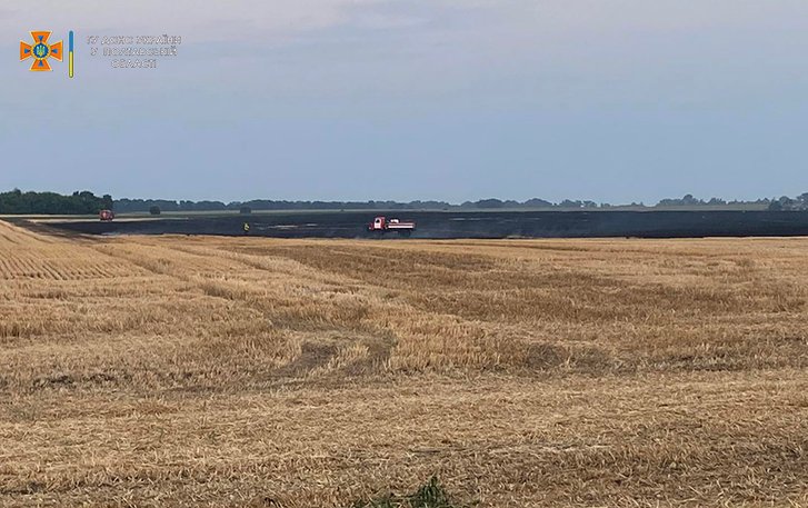 В Полтавському районі під час руху загорівся комбайн_2
