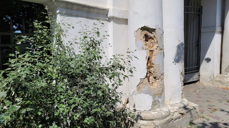Стан фасаду пам'ятки архітектури під егідою ЮНЕСКО Стан фасаду пам'ятки архітектури під егідою ЮНЕСКО