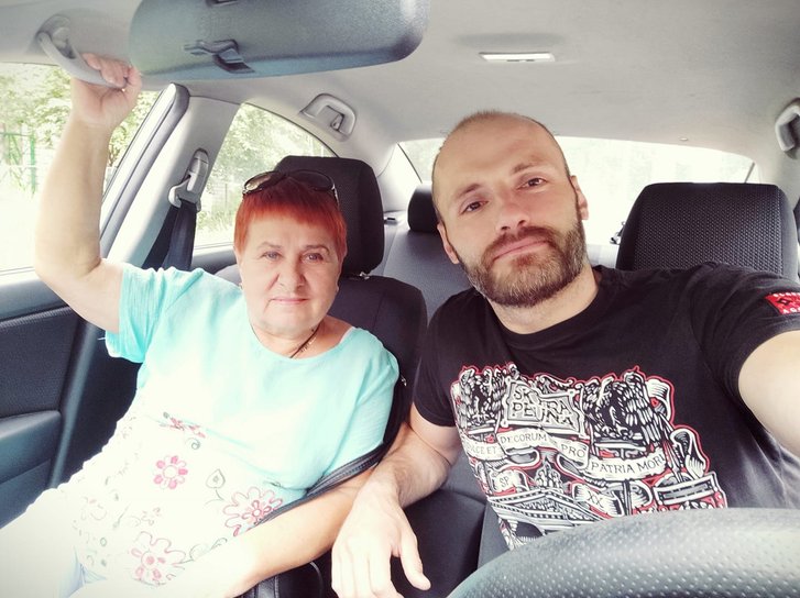 Мама співзасновника Правого сектору Ореста: В політику його привели воїни УПА, а до віри – сусідка_4