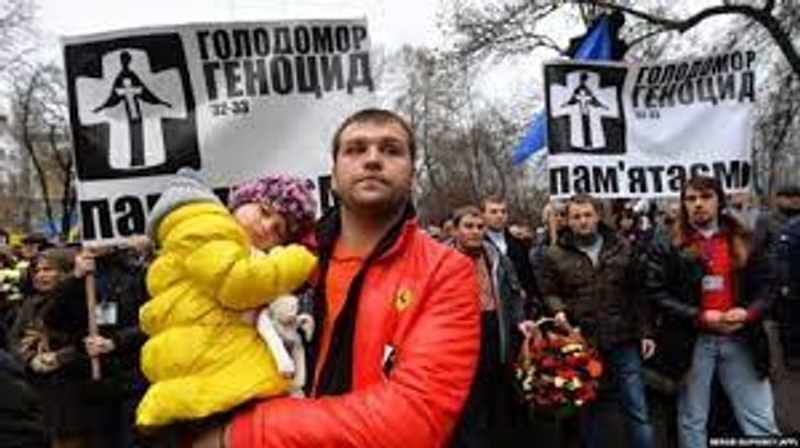18 листопада 1932 року вийшли постанови ЦК КП(б)У, яка легалізувала Голодомор_4