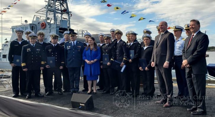 5-тий екіпажу патрульних катерів типу «Island» підготовлений у США 5-тий екіпажу патрульних катерів типу «Island» підготовлений у США