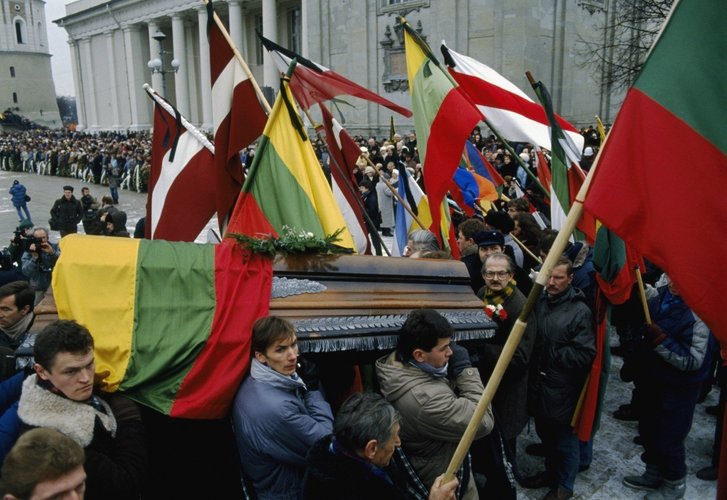 Похорони полеглих за свободу Литви. Січень 1991 рік.