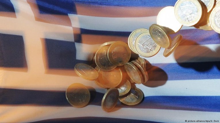 Грецька криза призвела до зниження курсів євро та акцій
