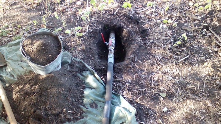 СБУшники на гарячому піймали злодіїв-невдах, котрі крали газоконденсат