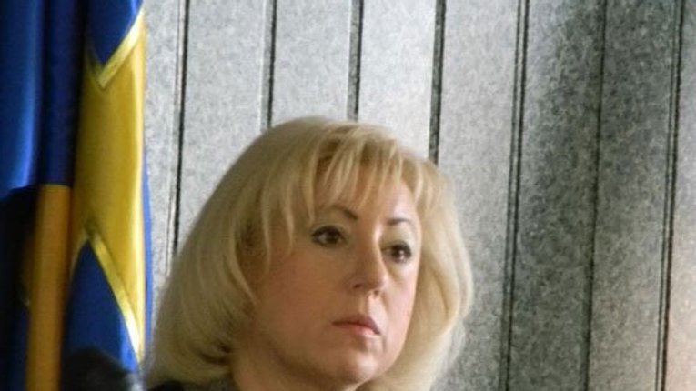 Люстрована чиновниця Полтавської ОДА хоче назад через суд
