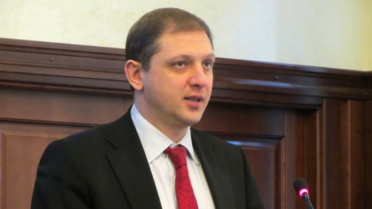 Прокурор Ян Стрелюк у відчаї готує фізичну розправу та хоче «зламати» людину