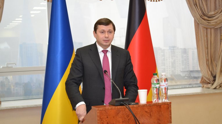 Глава київського Апеляційного суду, що відмазав Насірова, має мільйонні доходи, десятки квартир і величезну віллу на Кіпрі