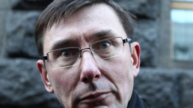 Луценко з Пшонкою обготівковували кошти в фіктивній фірмі хмельницького прокурора