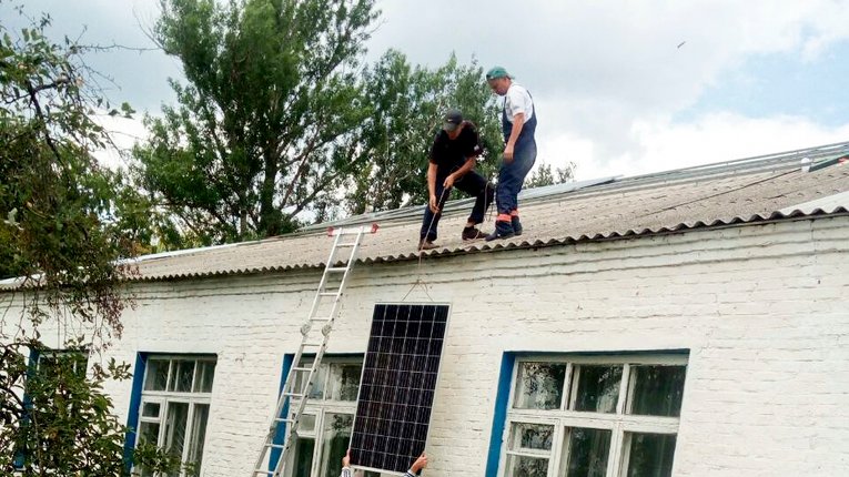 Школу у Біликах обладнали сонячними батареями