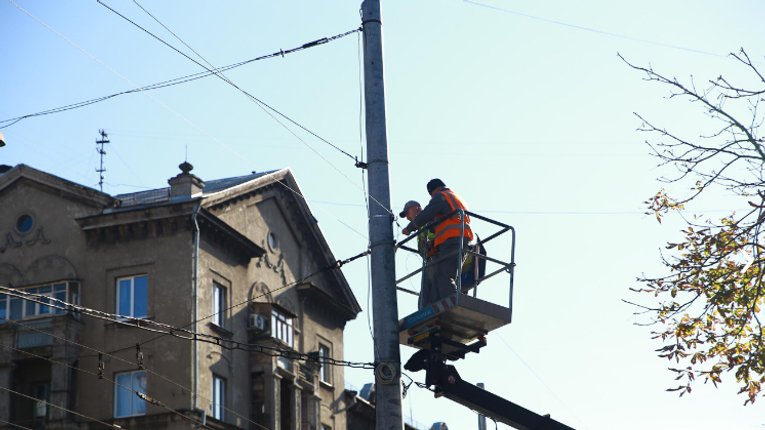 Нові світлофори встановлюють у центрі Кременчука