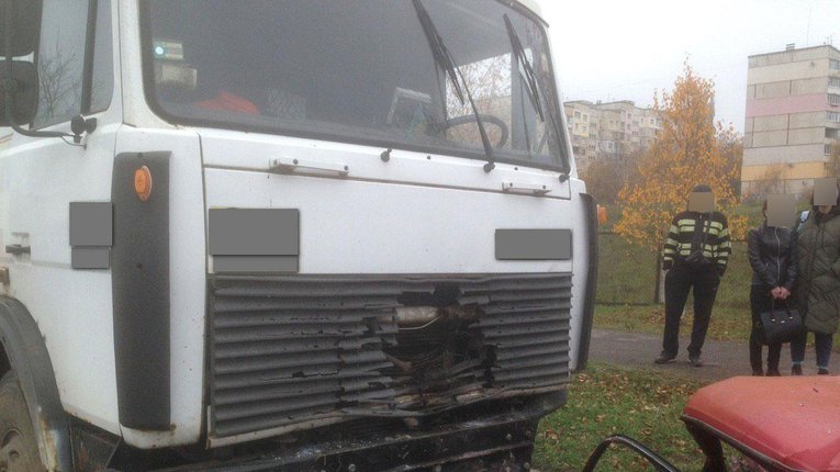 Жахлива ДТП у Полтаві: загинуло двоє осіб (фото)