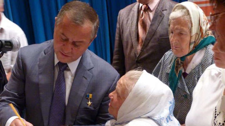Одіозному депутату пробачили 38 млн грн податків? ДФС «не знайшла грошей» для сплати судового збору