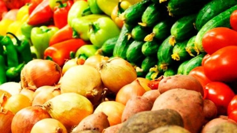 За апрель в Украине подорожали 80% продуктов