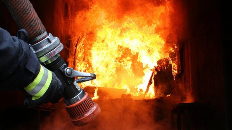 На Полтавщині у вогні загинула літня жінка