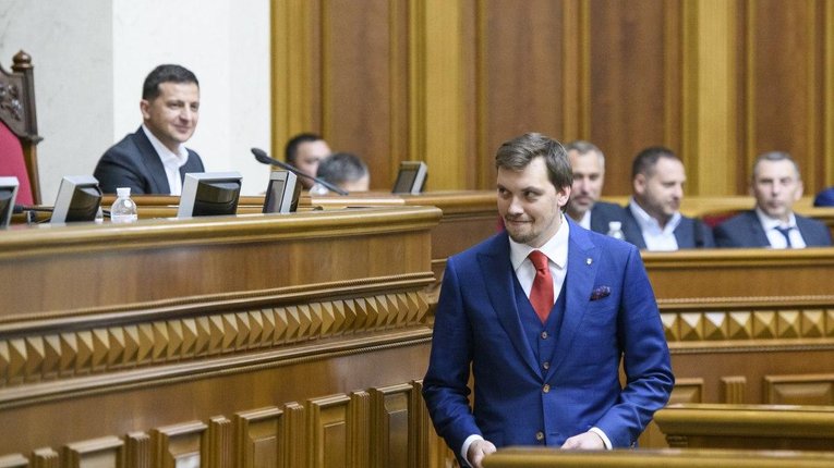 Публіцист розповів як міністри можуть підвищити рівень доходів
