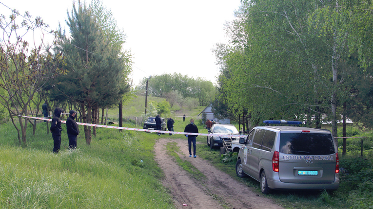Поліціянти вручили підозру чоловіку, що застрелив сімох атовців на Житомирщині