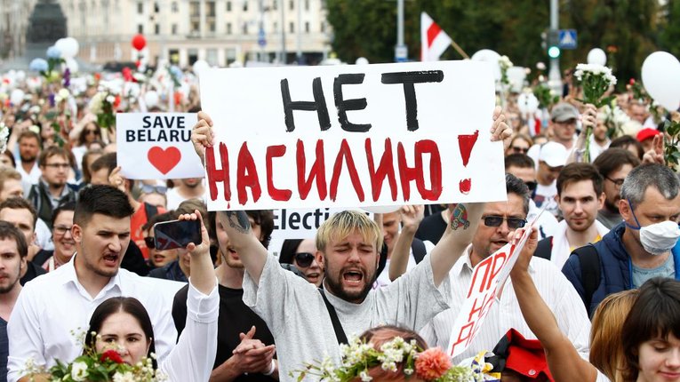 У Білорусі за останню добу затримали ще понад 700 протестувальників