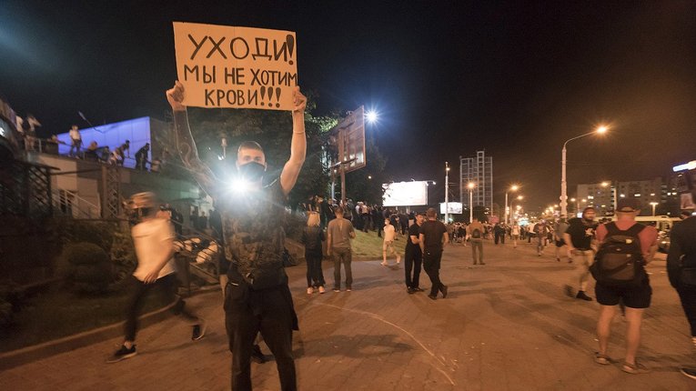 У Мінську тривають затримання на мітингах