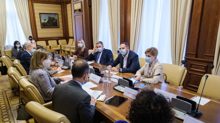зустріч з послами країн «Великої сімки»
