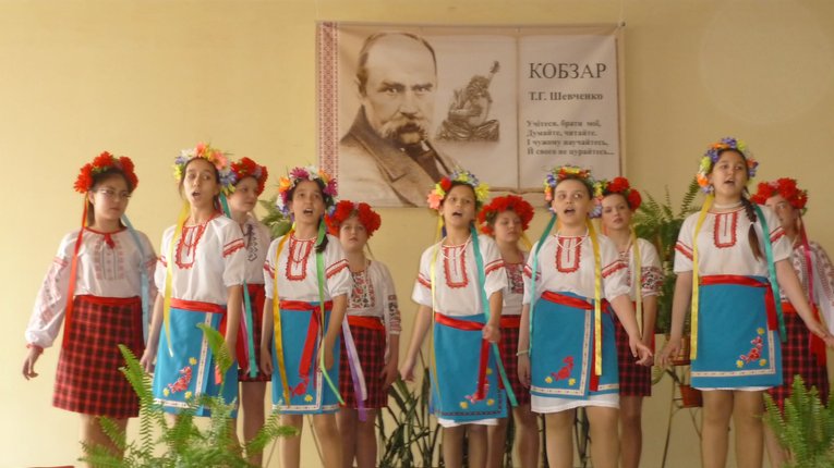 У Башкортостані українці провели Шевченківські читання, а в Нью-Йорку лунала “Червона рута”