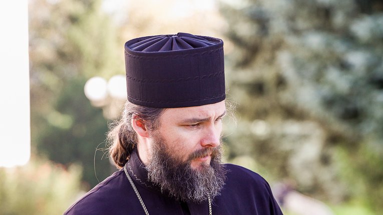 Владика Федір не коментує дії свого підопічного священника