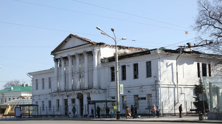 Будинок дворянського зібрання в Полтаві реставруватимуть за чотирма проєктами