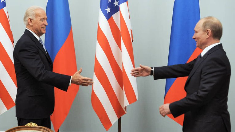 Байден розпочав торги з Путіним – на кону може стояти Україна