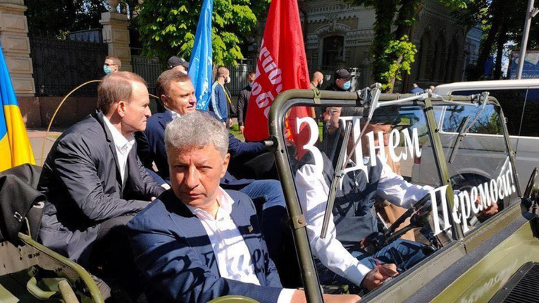 Антиутопія на тему як Штірліц-Медведчук перемогу святкував