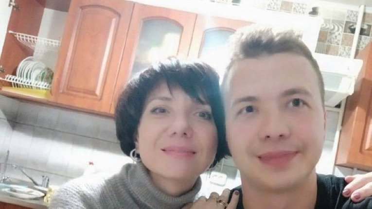 «Жити потрібно так, щоб у 26 років диктатори висилали за тобою винищувачі»