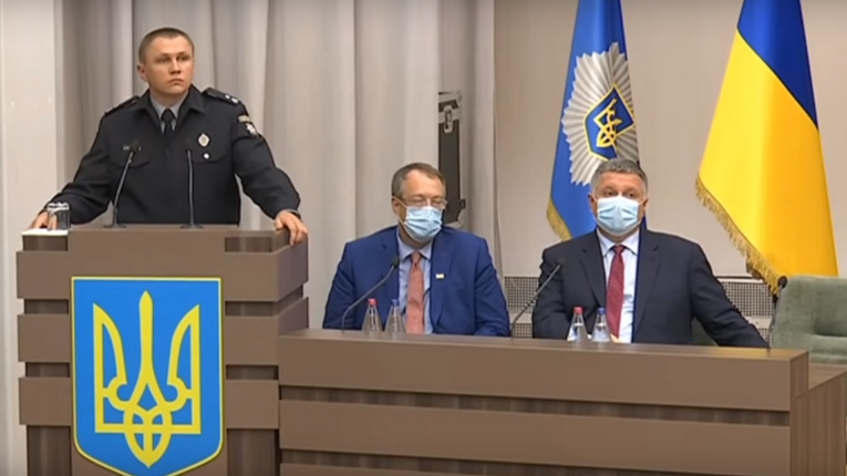 Арсен Аваков покриває корупцію
