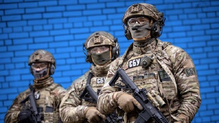Журналіст Андрій Цаплієнко повідомив про затримання двох полковників СБУ