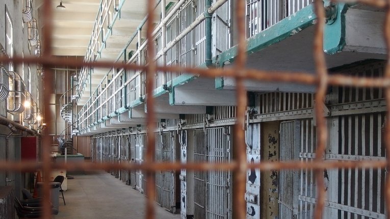 Мін'юст: «Уряду України не вигідно утримувати в'язниці, наповнені на менш як 50%»