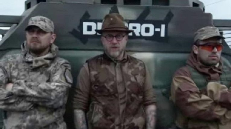 Коли говорять гармати — музи мовчать