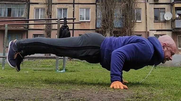 Три роки спорту після 10-ліття шкідливих звичок