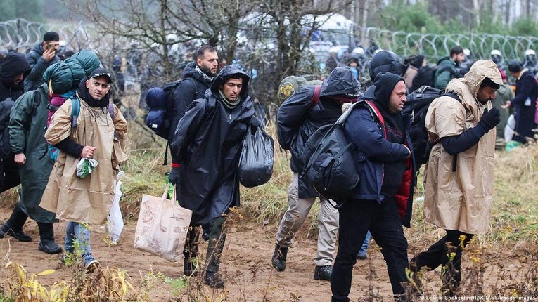 Білорусь розпочала депортацію мігрантів