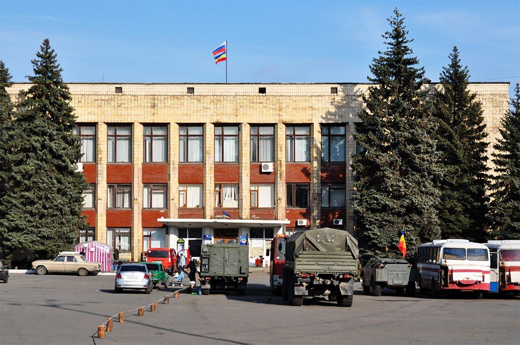 Погода в антраците. Антрацит 2014. Здание налоговой в Антраците. Август антрацит. Адрес военкомата антрацит.