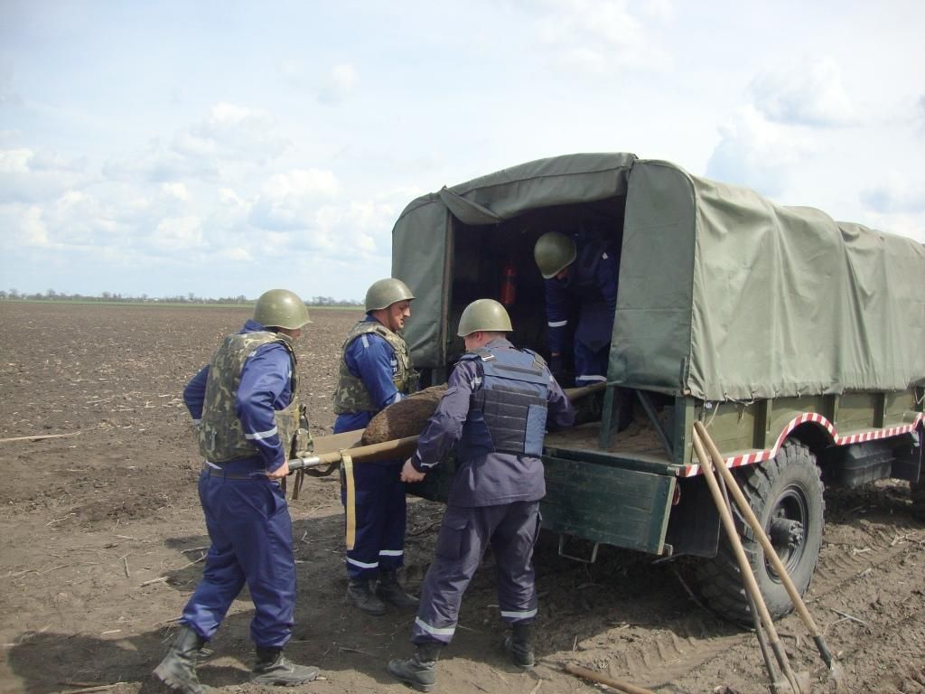У Чутівському районі виявили фугасну авіабомбу та три мінометні міни часів Великої Вітчизняної війни