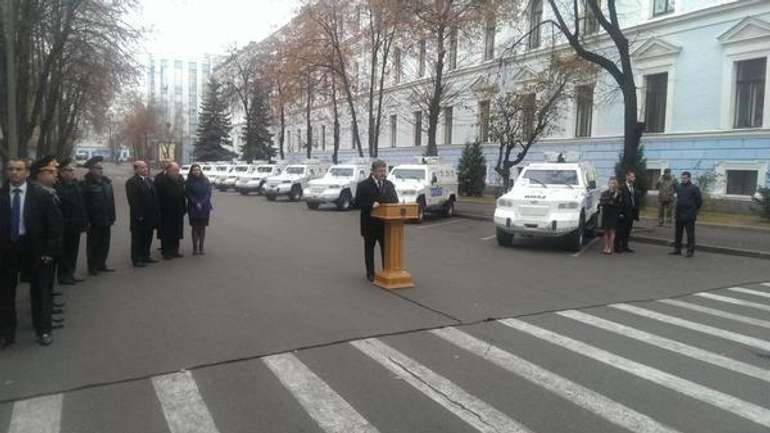 Спецмісія ОБСЄ отримала 10 бронеавтомобілів «Кугуар»