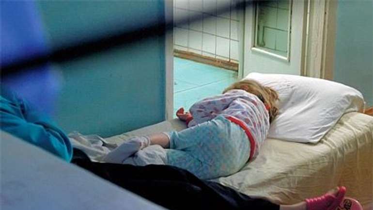 У Кременчуці дитина отруїлася засобом для чистки килимів