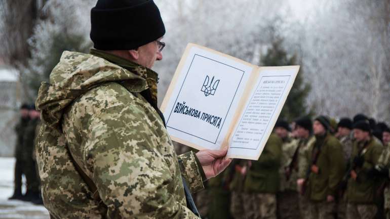 У Полтаві півтисячі мобілізованих зв’язківців прийняли присягу на вірність Україні