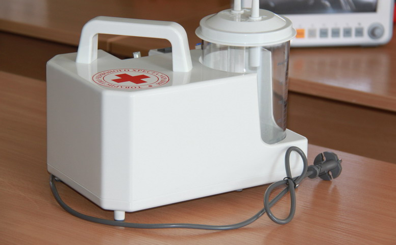 Організації Червоного Хреста Китаю та Німеччини передали сучасне обладнання медустановам Полтавщини_3