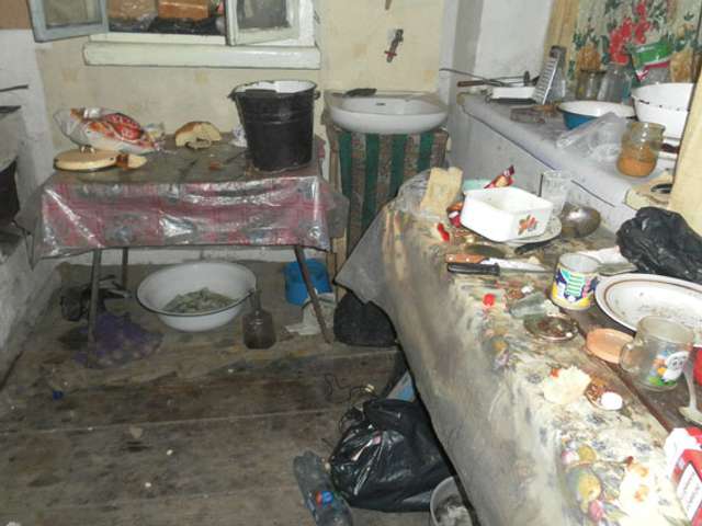 В Полтаві міліція забрала у п’яної матері немовля_1