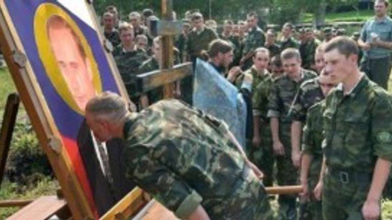 Російське православ'я. У ФСБ служать всі без винятку попи, ходити в «церкву» собі дорожче