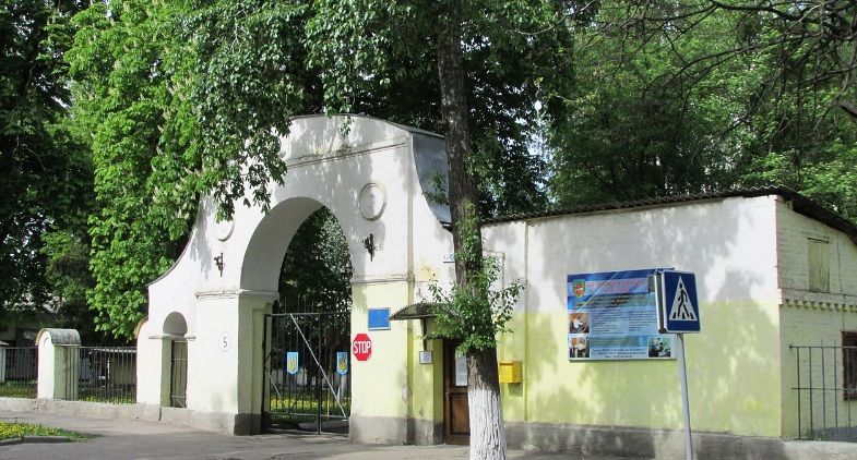 Для заповненого пораненими солдатами шпиталю в Полтаві не можуть знайти робочих рук