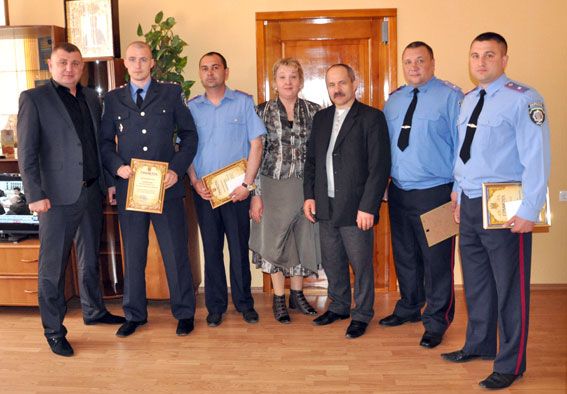 Ковжога побратався з МВС, нагородивши міліцію за відсутність успіхів в боротьбі з корупцією і оргзлочинністю_1