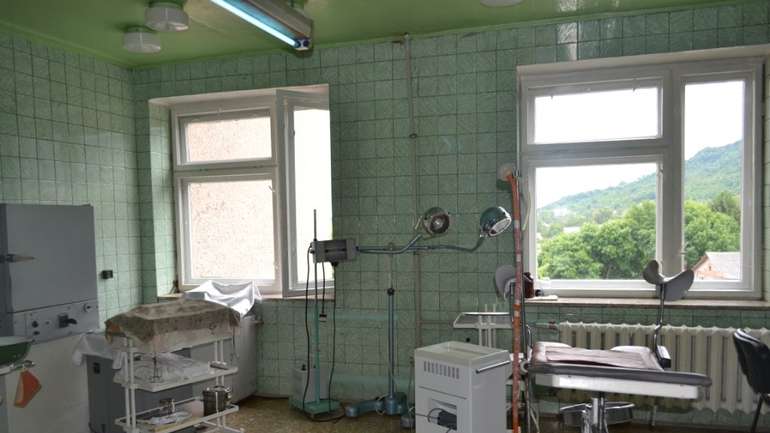 Обкрадання посадовцями та "Промпостач і К" Пирятинської лікарні