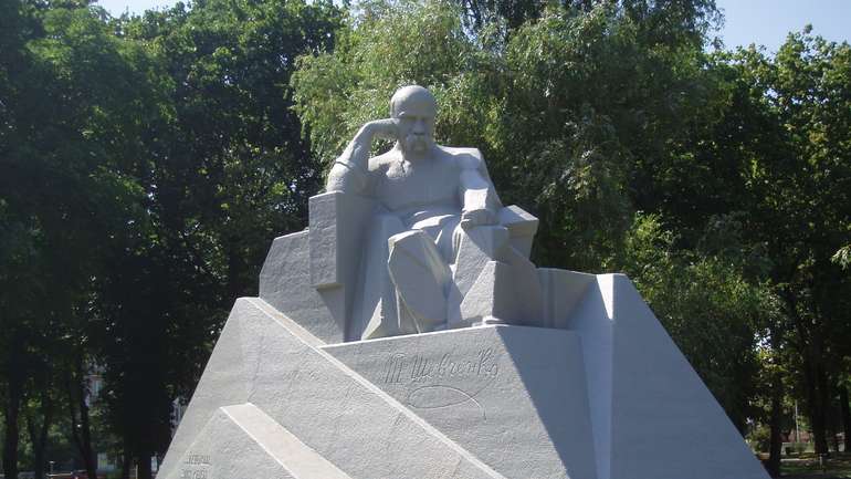 Історія автора пам'ятника Шевченку у Полтаві